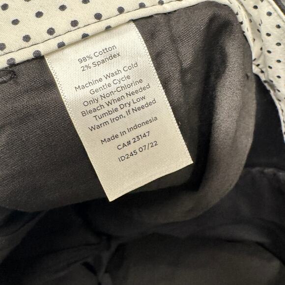 Talbots Perfect Shorts Womens 12 (35x9 ACTUAL) Black Coastal Chino NEW - Picture 6 of 7